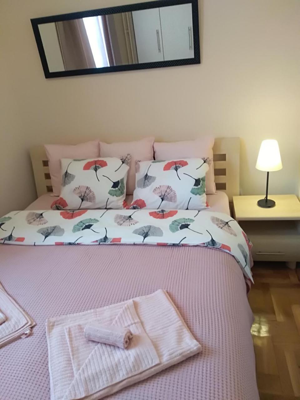 Apartman Nina Vojvode Stepe Vozdovac Voždivac 外观 照片